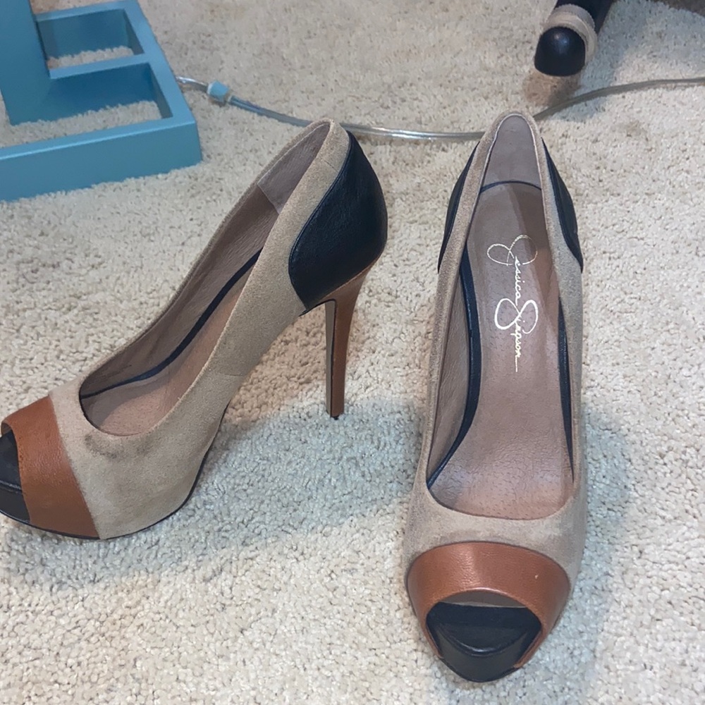 Jessica Simpson heels